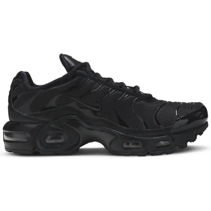 nike air max plus triple