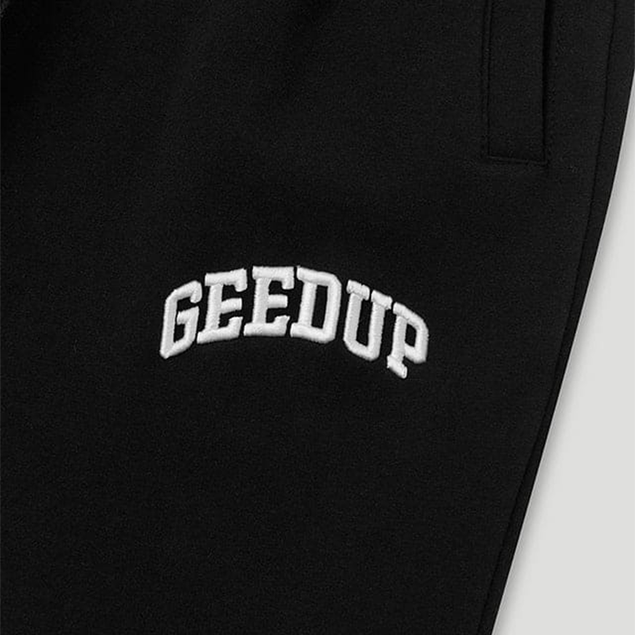 GEEDUP. Micro Team Logo Trackpants 'Black'