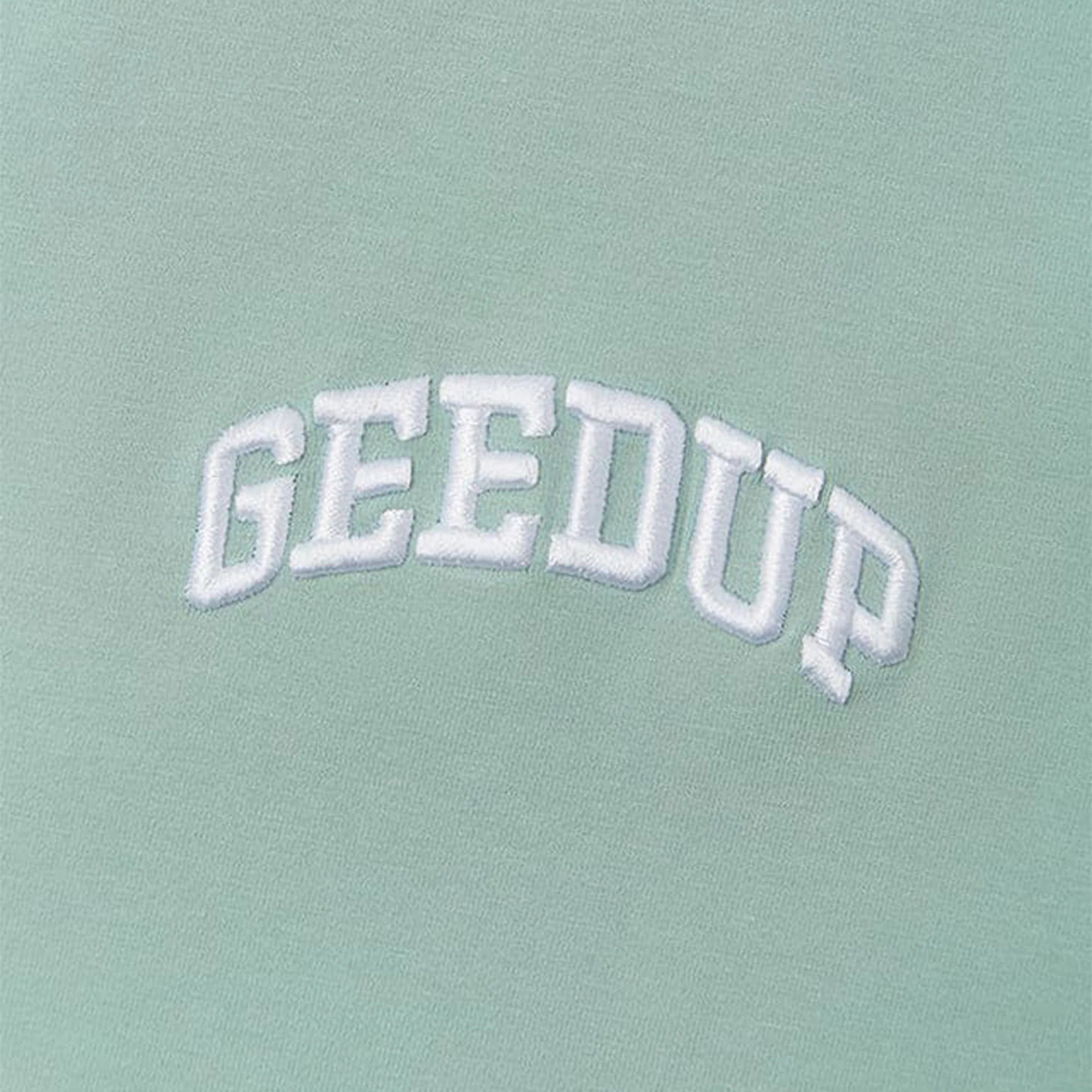 GEEDUP. Micro Team Logo Tee 'Pistachio'