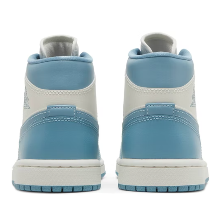 Nike Air Jordan 1 Mid 'UNC' (Womens)