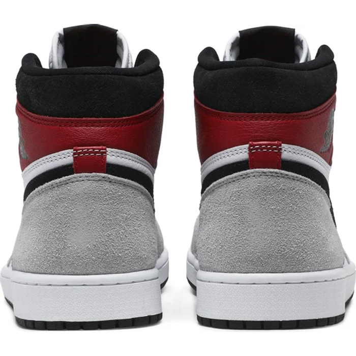Nike Air Jordan 1 Retro High OG 'Light Smoke Grey'