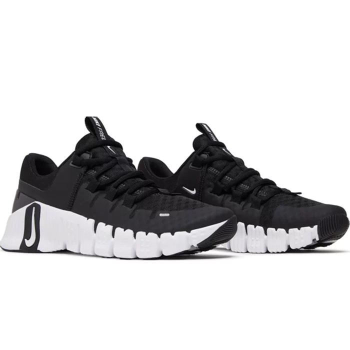 Nike Free Metcon 5 'Black White' (Womens)