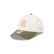 New Era New York Yankees 9Forty A-Frame Snapback 'Winecork Olive'