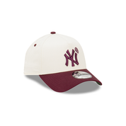 New Era New York Yankees 9Forty A-Frame Snapback 'White Wine'